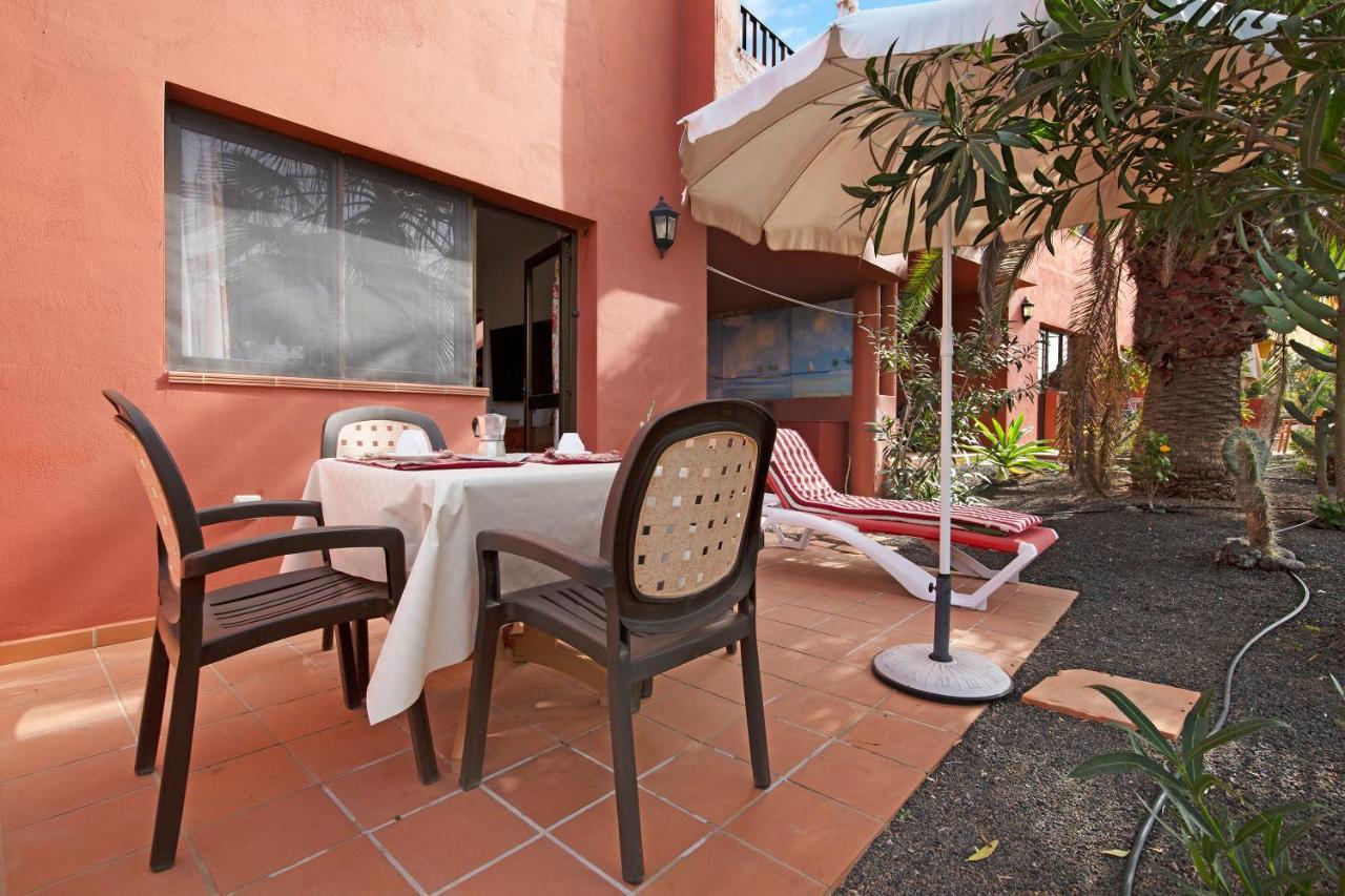 Villa Oasis Tamarindo Sport E Relax Corralejo Exterior foto